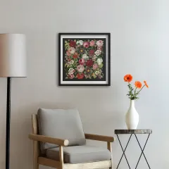 Siyah Zeminde Renkli Gül Posteri
